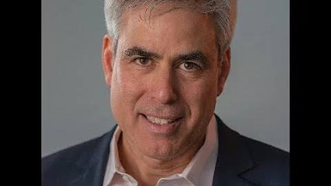 Arriving at the Grand Divide | Jonathan Haidt, Joh...