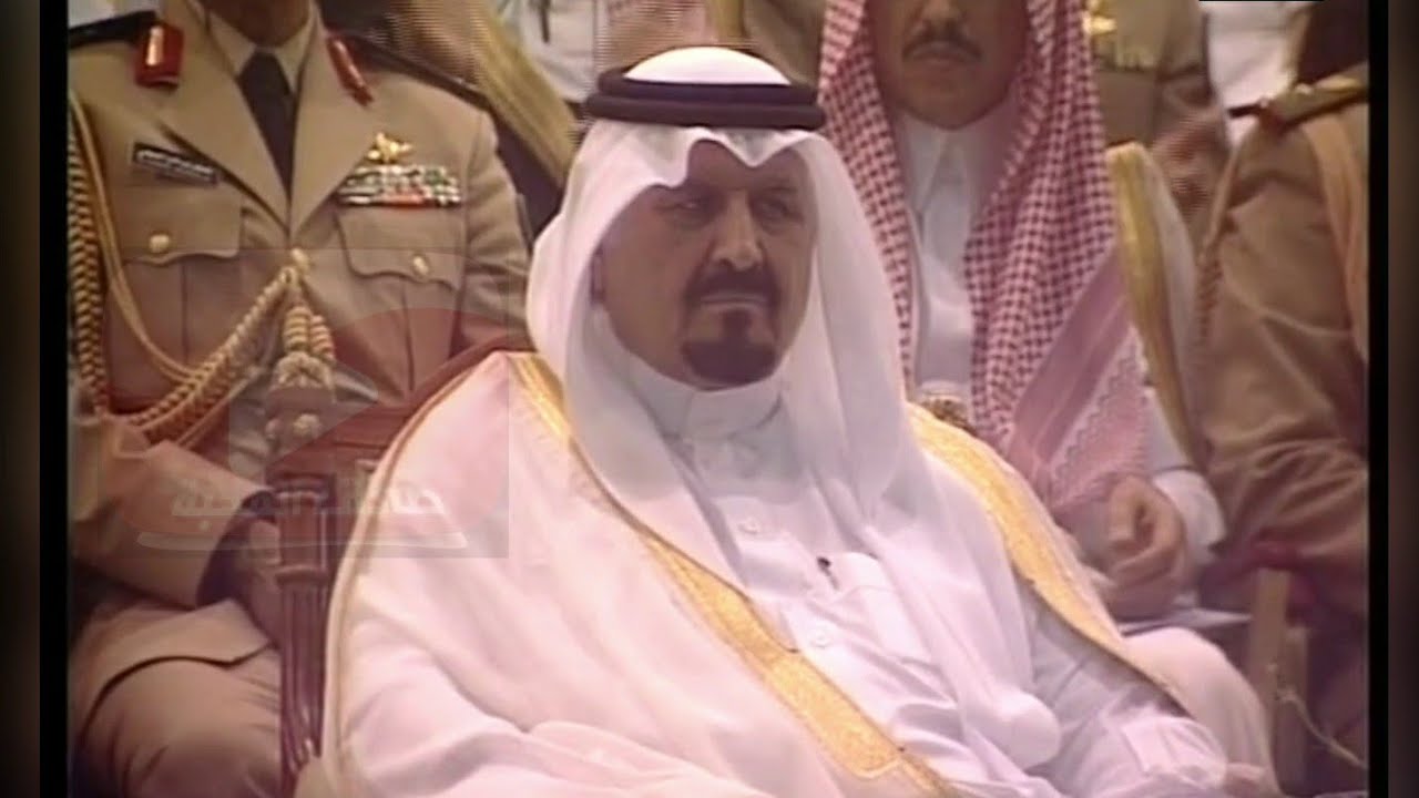 الامير سلطان بن عبدالعزيز آل سعود في المكلا وجزء من اوبريت دروب الخير ( الجزء الاول )