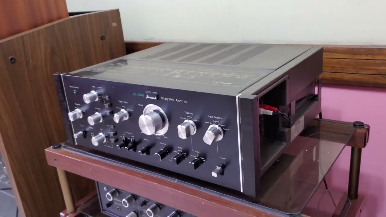 Sansui Au-11000 Stereo Amplifier Operational in Beautiful Condition