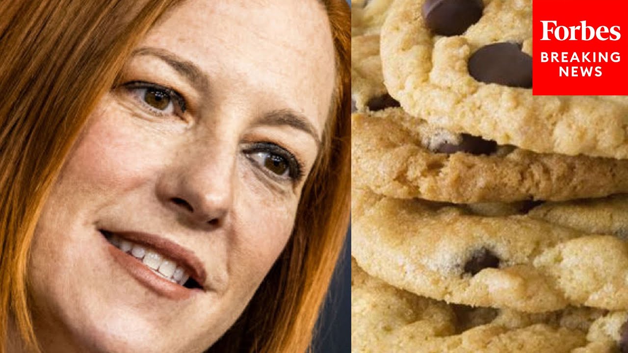 Viral Moment: Jen Psaki Gives Cookies To White House Press Corps