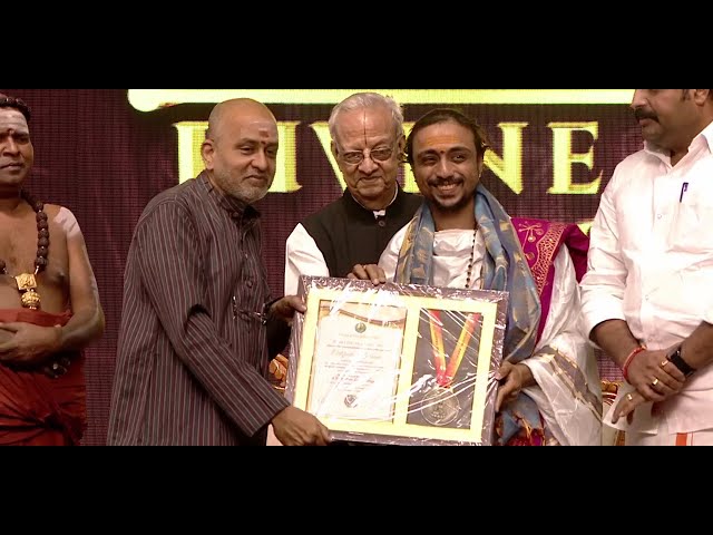 Award for Vedic Excellence to SRIKRISHNA GANAPATIGAL #award #vaithikasri #sanatani #ganapatigal