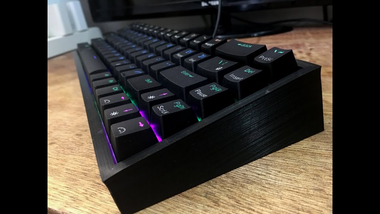 Royal Kludge RKG68 with 3D print Tofu case