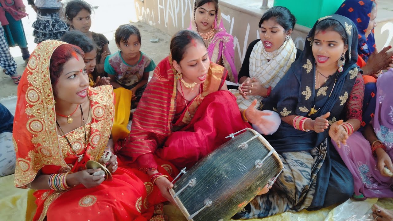 शिव-चर्चा गीत और भजन, देखिये गाँव की औरतें कैसे शिव-चर्चा करती है। |KR9 COMEDY