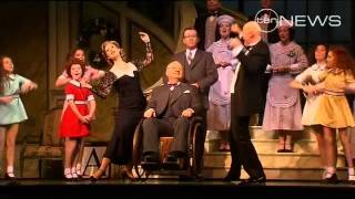 Jones joins Annie cast