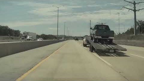 Tesla Navigate on Autopilot Saves Me on the Highway (v2020.24.6.9)