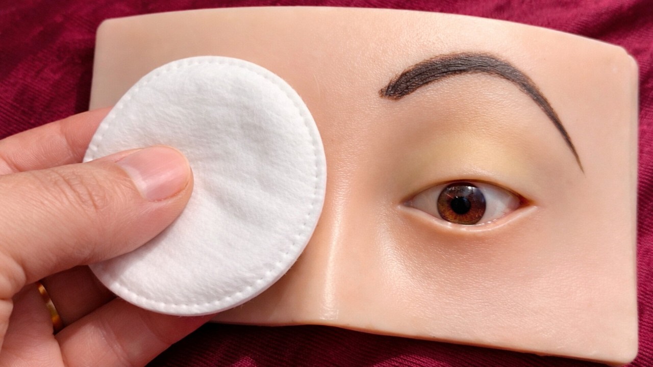 Full cut crease eye makeup tutorial / Sultry smokey eye makeup tutorial / makeup karne ka tarika 👀