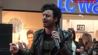 Sanatçı Buray, Elazığda Sevenleriyle Buluştu