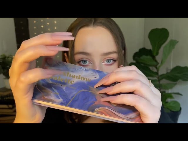 *one minute asmr* tappy scratchy asmr (no talking)