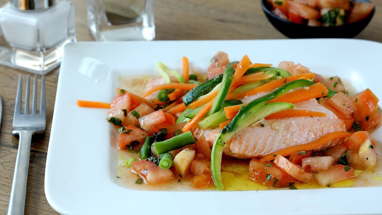 Salmon with French Sauce طريقة عمل السالمون بالصلصة الفرنسية YouTube