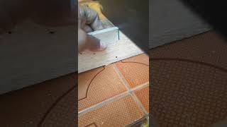 test the sharpness of my grandfather's wood chisel #woodworking #woodwork #carpentary #joinery