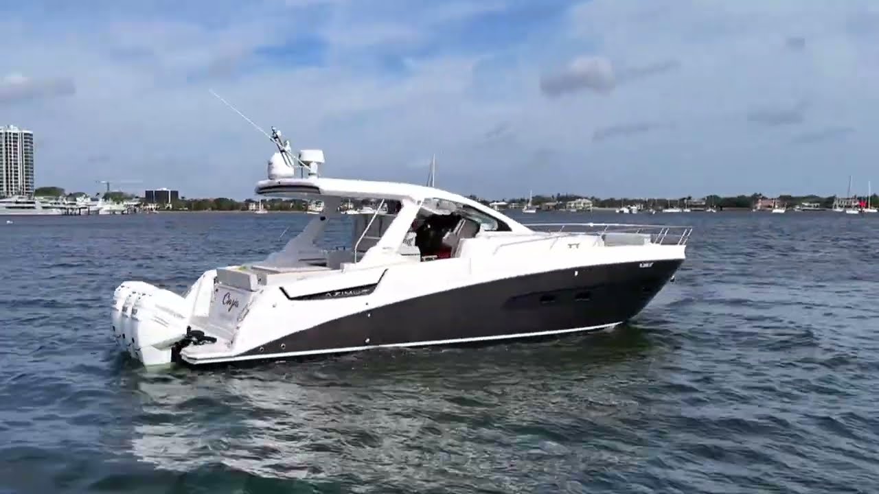 2020 AZIMUT 40 VERVE | MarineMax North Palm Beach - YouTube