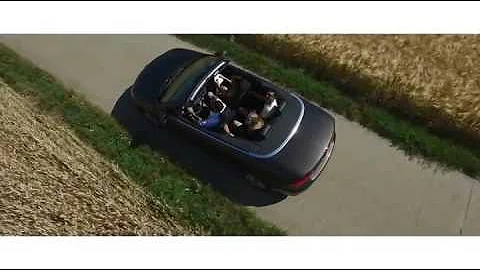 DJI Phantom 3 Standard Quadcopter Drone with 2.7K HD Video Camera