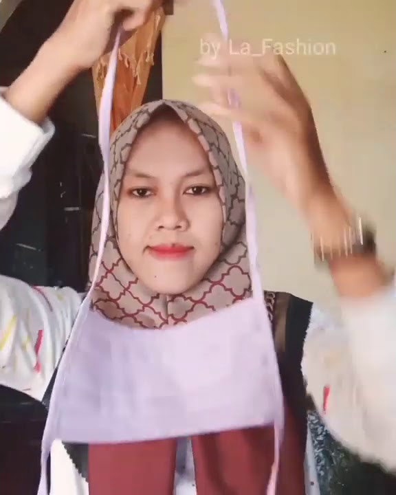 Cara Memakai Masker Hijab tali