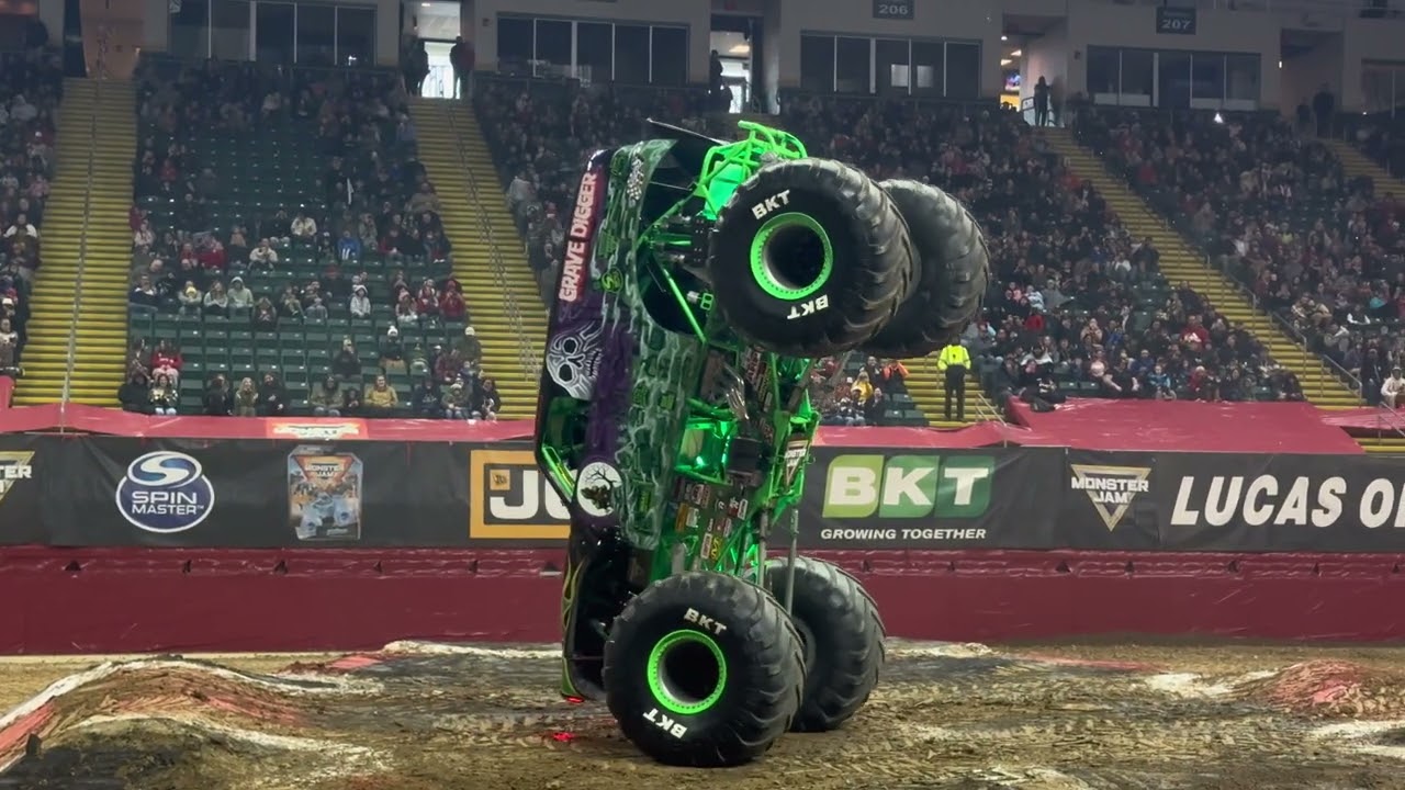 Monster Jam Dayton OH Show 1 2 Wheel Skills