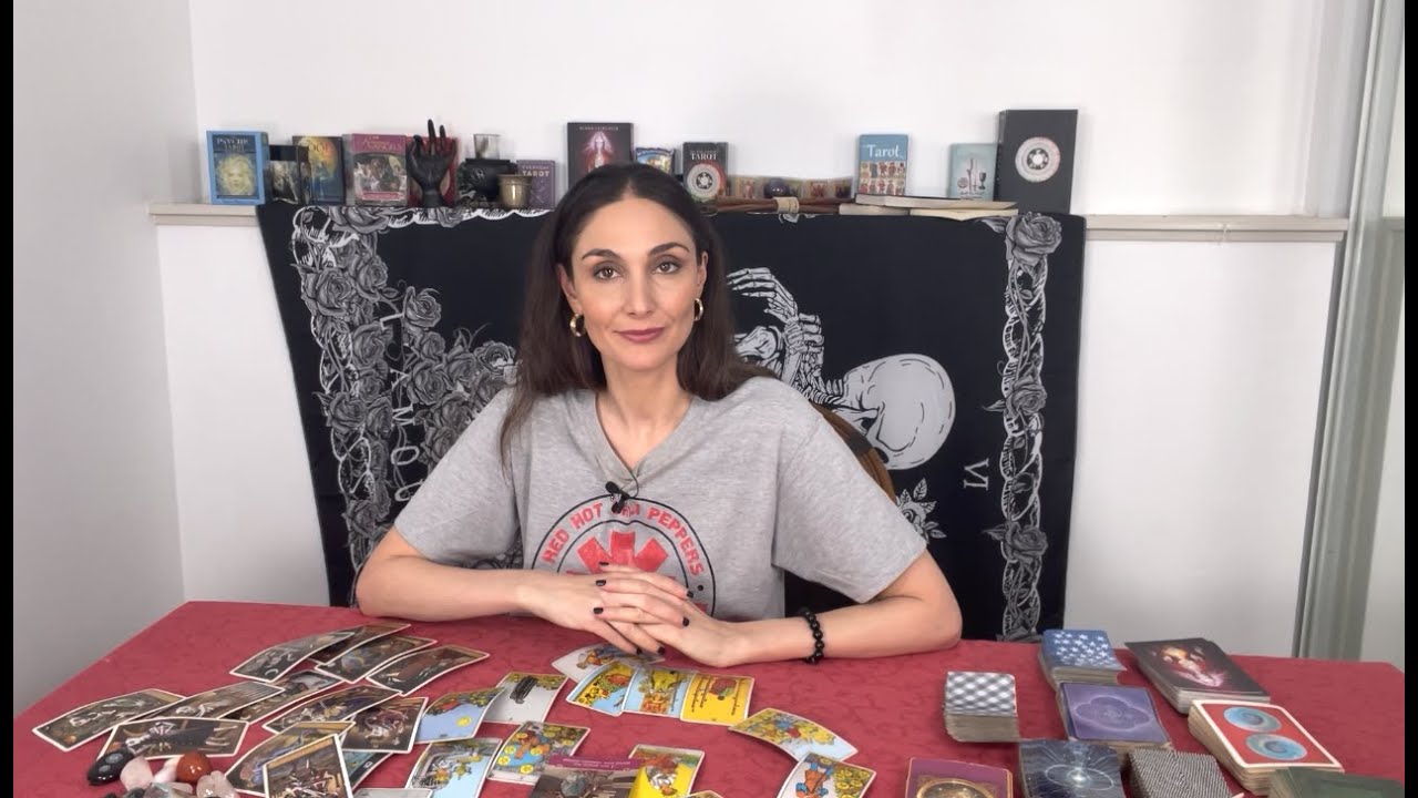 Taurus LOVE tarot Jul15-31. Regrets! 🥺 They still think about you & they wanna tell you something ❤️