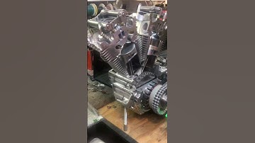 v twin engine double engine work #shortvideo #engine #automobile #shortfeed #viral #youtubeshorts