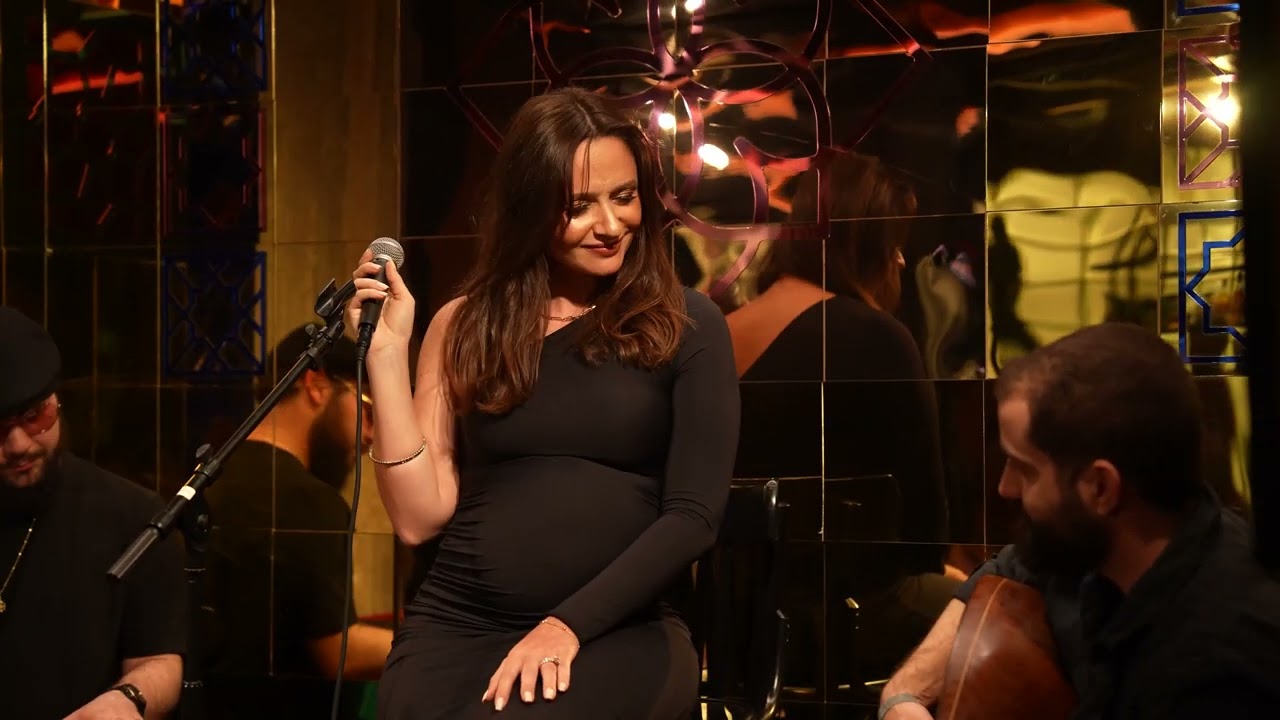 Nicole Raviv - Erev Shel Shoshanim (Live At The Tarab)