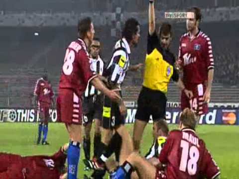 Zidane Headbutt VS Hamburg 2000 Champions League