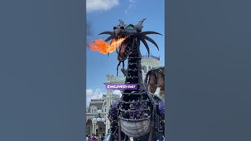 Fire breathing dragon at Disney!#travel #disney #dragon #fire #parade #evalovesdisney #shorts #epic