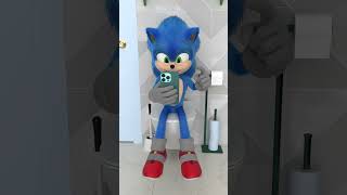 Sonic Tries To Sing