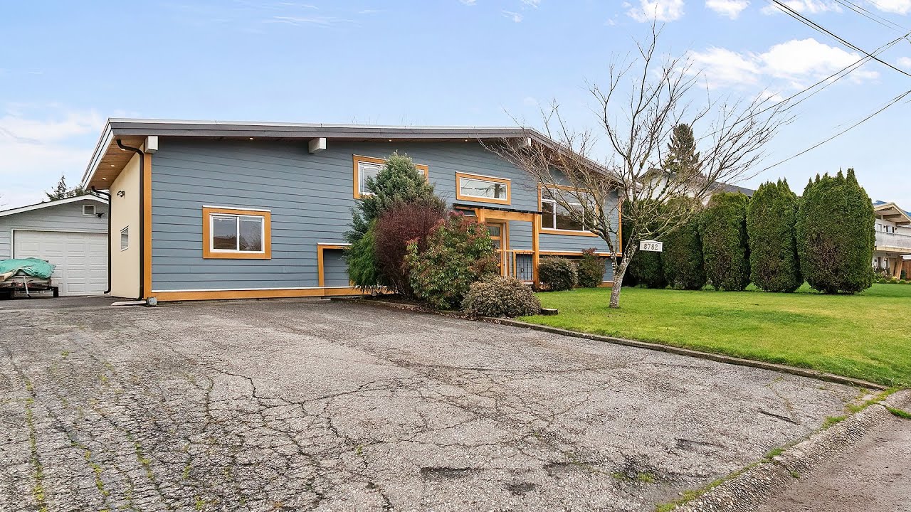 8762 Butchart St  -  Chilliwack BC