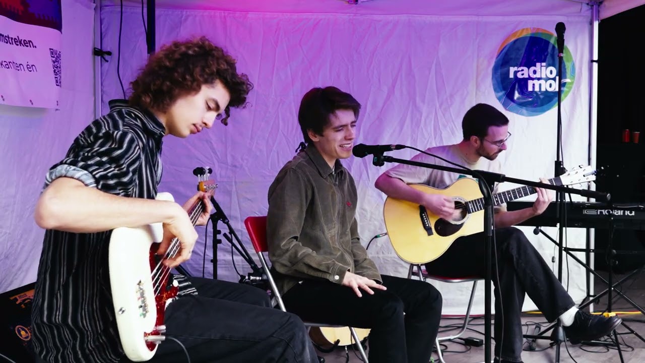 Smile Simulation - Go Figure (Acoustic live session)