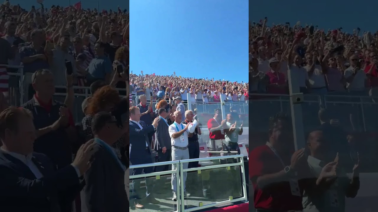 F-22s fly over President Trump at the Ryder Cup! 🇺🇸🇺🇸🇺🇸