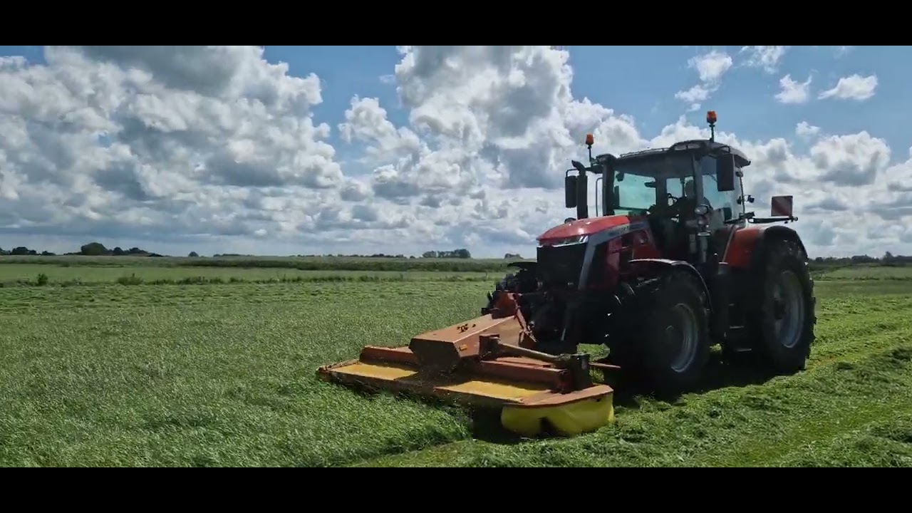 Massey Ferguson 8S.225 Dyna-VT Exclusive on Mowing Duties August 2023.