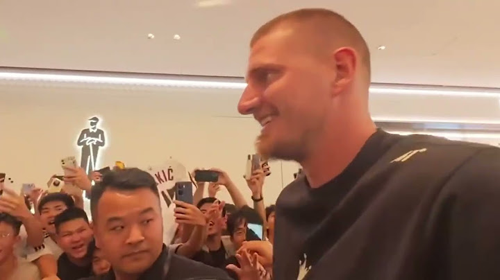 Nikola Jokic gets mobbed by fans in Guangzhou, China 🤯🇨🇳