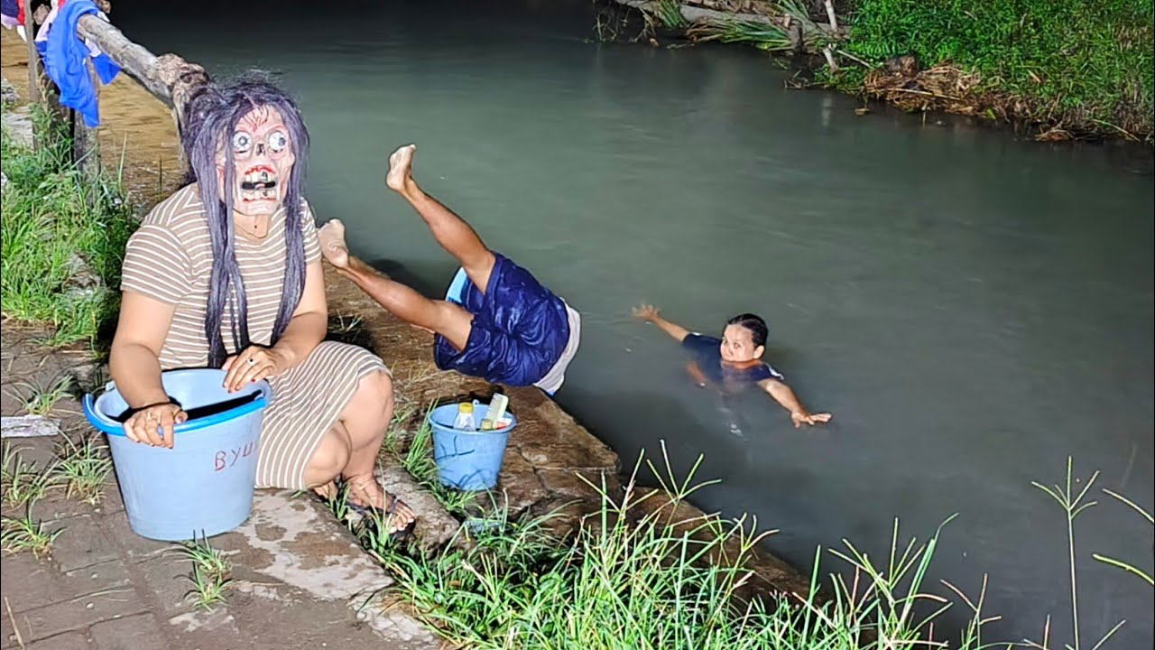 Paling Lucu Prank Di Bulan Puasa 🤣🤣 || Funnie Ghost Prank indonesia