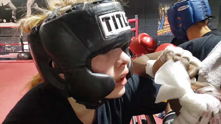 Lindsey Ellis Sparring (1-10-21)