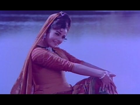 Aaj Sakhi Ri More Piya Ghar Aayere Video Song   Ram Aur Shyam