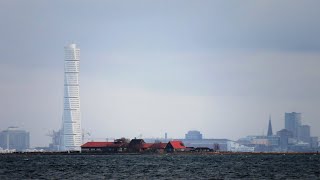 Black or white swan, Turning Torso seen over 21 days @MathiasKp