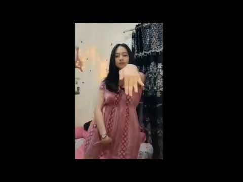 Goyang tiktok tanpa bra geude banget!!! 🤤😱