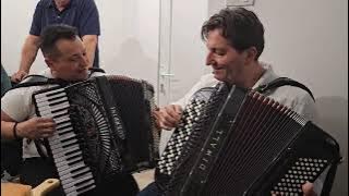 SLAVIŠA VIDOJEVIĆ & DARKO ANTIĆ - PO ŽELJI GOSTIJU ZAMENILI HARMONIKE - JAOOOOOOOOO🤣🍷❤️🪗🪗
