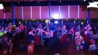 Bogan Bingo Air Guitar Legend Benno