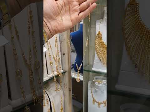 عقد طويل راقي و أنيق ذهب عيار ٢١ ب ٢١٠٠ ريال