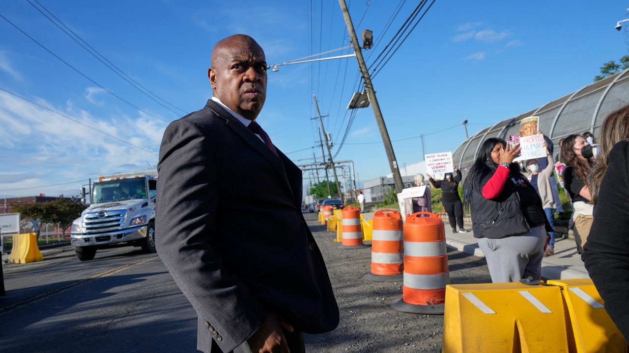 Newark Mayor Baraka due in court after arrest