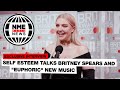 Capture de la vidéo Self Esteem Talks Britney Spears And "Euphoric" New Music | Brit Awards 2022