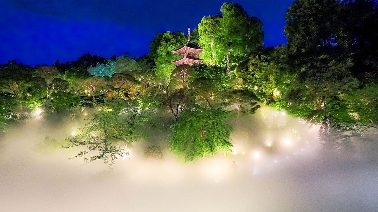 Пребывание в японском отеле в Токио, окруженном облачным морем | Отель Чинзансо Токио