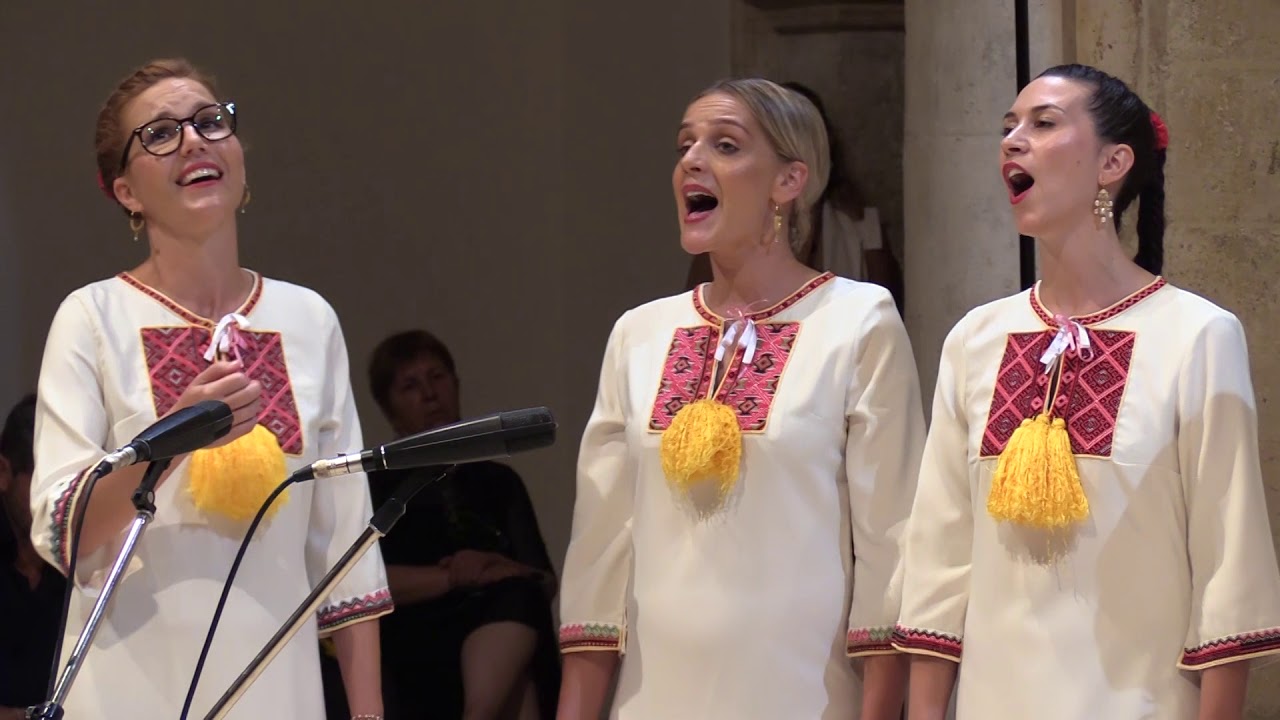 Ženska klapa FA Linđo - Dajem, ti srce