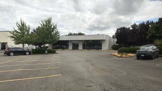 Abandoned Aaron’s - Woodburn, OR