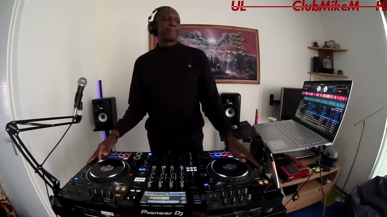 Latin House Mix. Live stream on Twitch-HMUL Channel. 