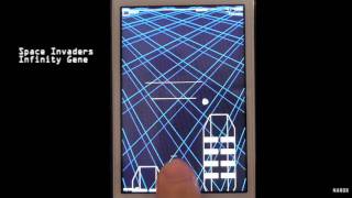 Space Invaders Infinity Gene / iPhone iPod Game App screenshot 4