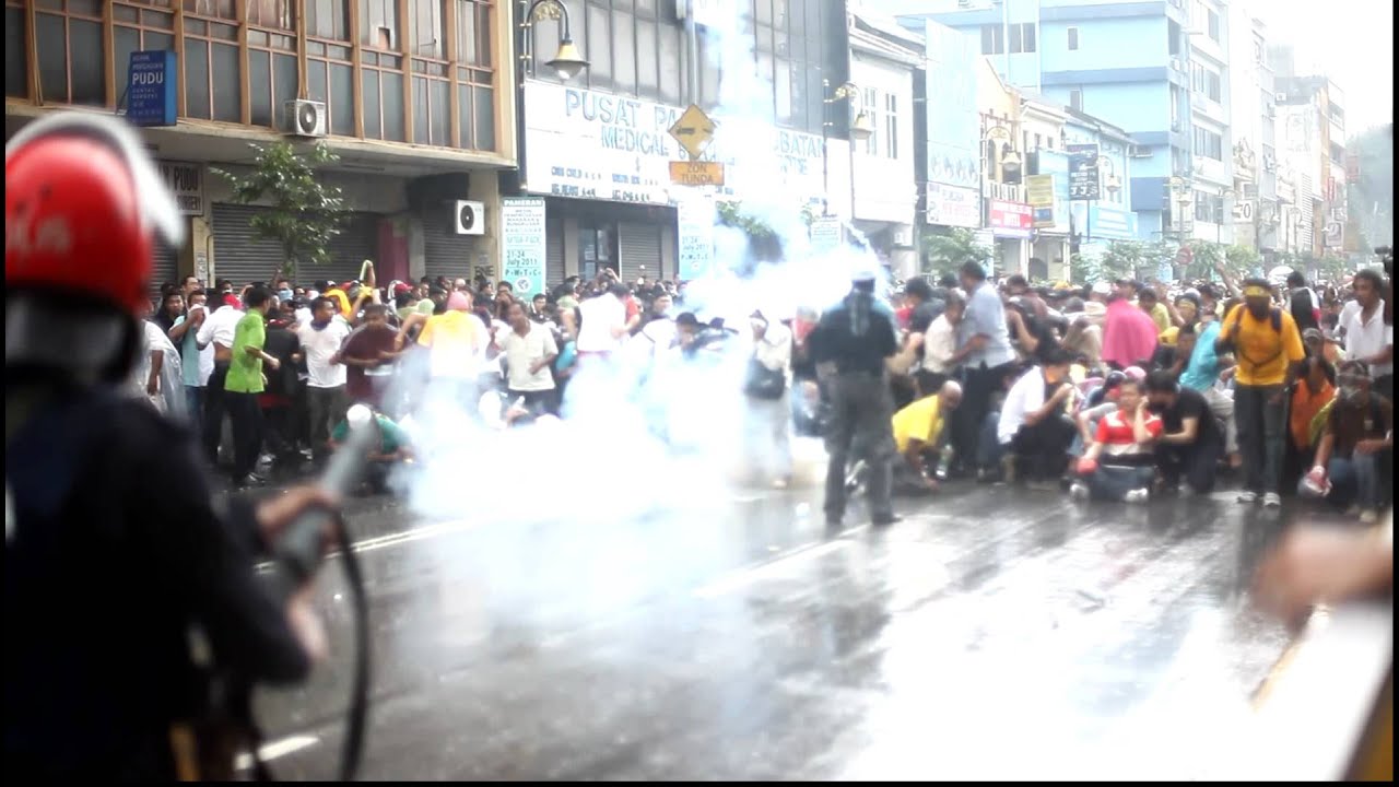 FRU vs Crowd 9 july 2011