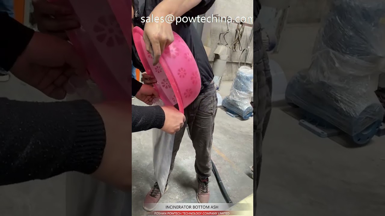 INCINERATOR BOTTOM ASH