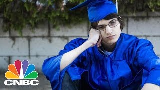New Work Perk: Paying Off Student Loans | CNBC
