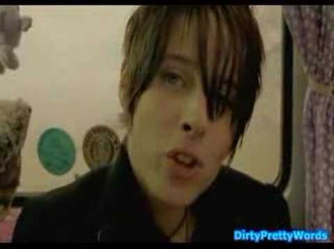 在 YouTube 上觀看「Alex Parks - Honesty」 在 YouTube 上觀看「Alex Parks - Honesty」