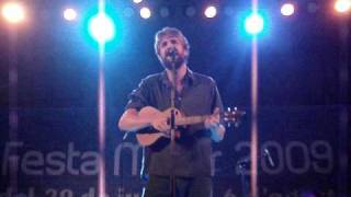 Video thumbnail of "Manel - Pla Quinquenal @ Vilanova i la Geltrú (03.08.09)"