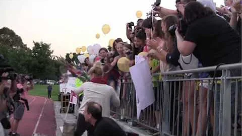 Hundreds welcome home RI Olympian Elizabeth Beisel
